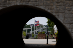 Tunnel zoom with flags Tunnel zoom with flags